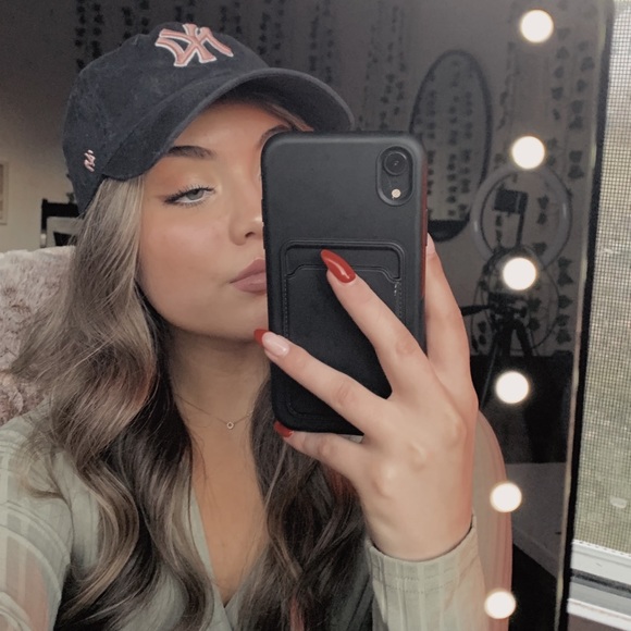 tayloryoungg335